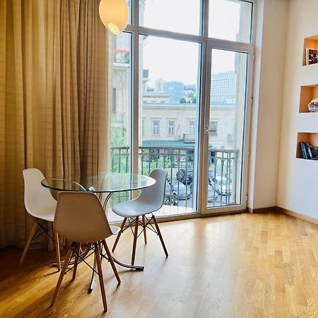 Four Seasons Apartment By Baku Housing Екстериор снимка