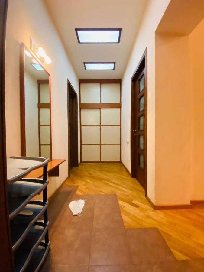 Four Seasons Apartment By Baku Housing Екстериор снимка