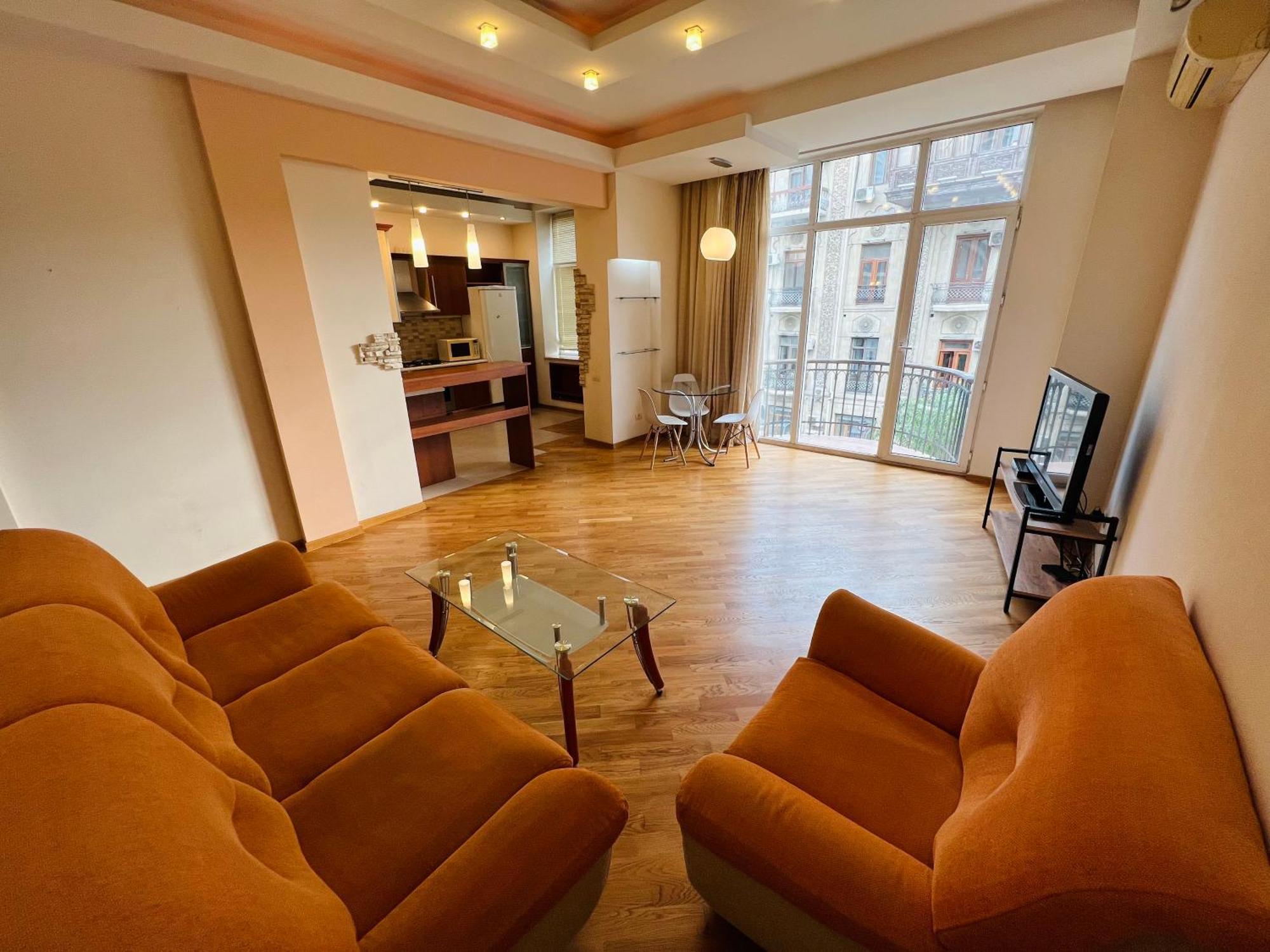 Four Seasons Apartment By Baku Housing Екстериор снимка